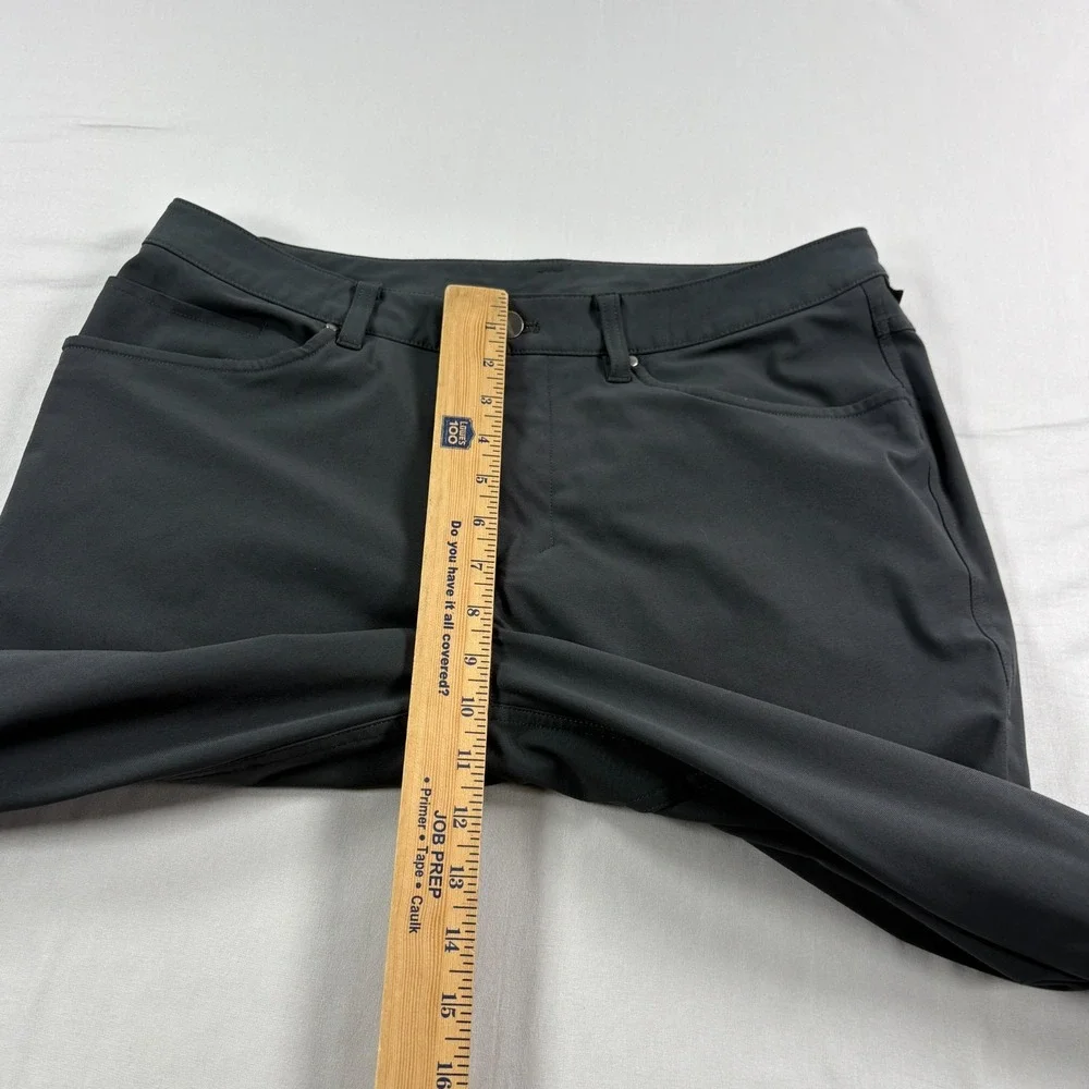 Lululemon ABC Pants Mens 33x33 Gray Chino Waprstreme Classic Fit Golf Tech